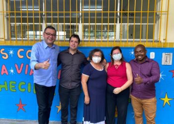 Eduardo Lima visita escolas municipais de Aracaju com a Comissão de Educação, Cultura e Esportes
