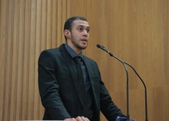 Combate à LGBTQIA+fobia é defendido na Tribuna Livre da Câmara