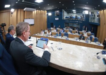 Câmara aprova 13 proposituras nesta terça-feira, 17