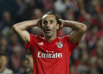 Ex-atacante da Seleção é detido no aeroporto de Lisboa