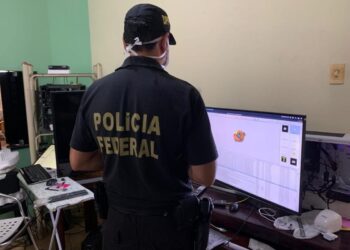 Operação da PF prende homem com material de pornografia infantil