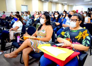 Prefeitura de Aracaju realiza formação de educadores da rede municipal para avaliação de leitura