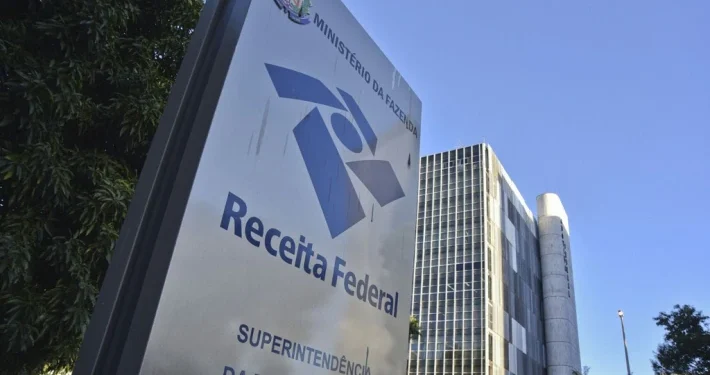 Receita Federal bate recorde de arrecadação em abril: R$ 195 bilhões