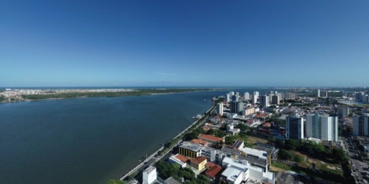 Pesquisadores da UFS investigam dinâmica costeira do estuário do Rio Sergipe
