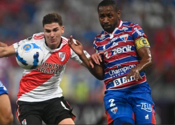 Fortaleza sai na frente, mas cede empate em casa ao River Plate