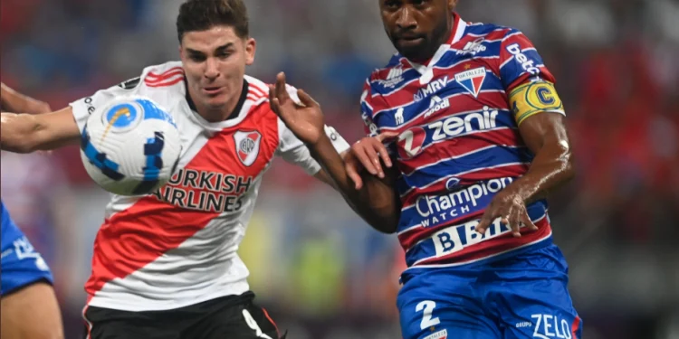 Fortaleza sai na frente, mas cede empate em casa ao River Plate
