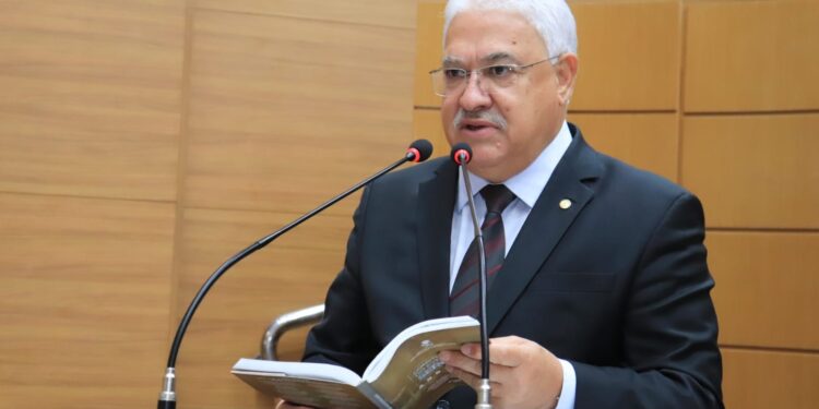 Zezinho Guimarães alerta sobre distribuição e fiscalização das cotas de ICMS