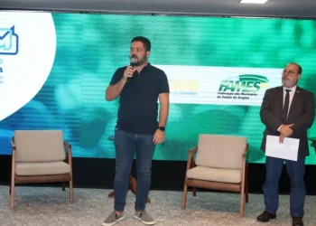 FAMES reúne prefeitos e pré-candidatos ao Governo do Estado de Sergipe em evento municipalista