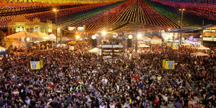 Forró Caju 2022 começa nesta quinta-feira (23); confira programação