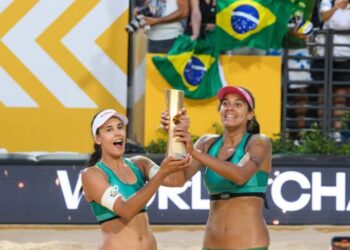 Brasil é campeão mundial de vôlei de praia com Duda e Ana Patrícia