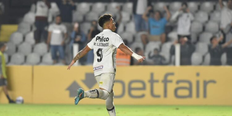 Santos derrota Juventude na abertura da 12ª rodada do Brasileiro