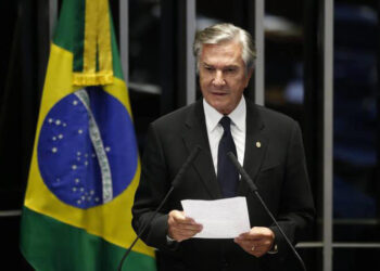 Sob ameaça de Renan Filho, Collor pode se candidatar ao governo alagoano e dar palanque a Bolsonaro