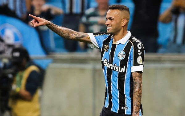 “Volta pro Grêmio”; informação de bastidor sobre Luan no Corinthians vem à tona e torcedores gremistas se manifestam