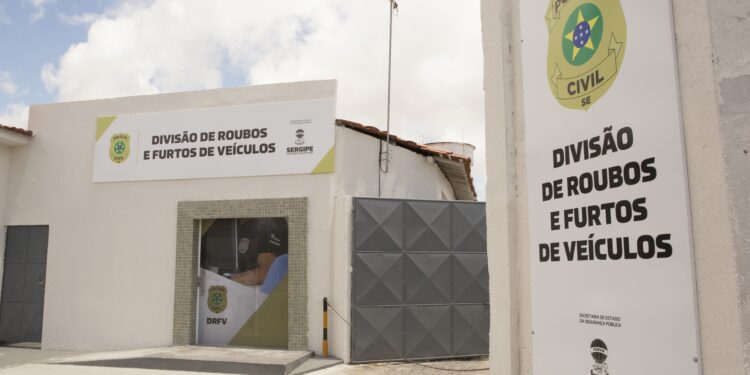 Polícia Civil prende investigado por roubos de motocicletas em Aracaju