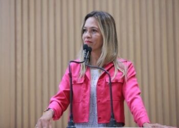 Sheyla Galba alerta para infestação de caramujos na Zona Sul de Aracaju 