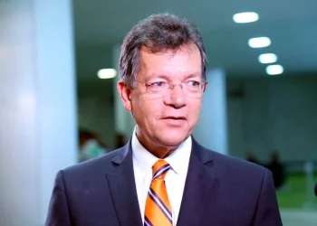 Com emenda de Laércio, São Cristóvão recebe castramóvel