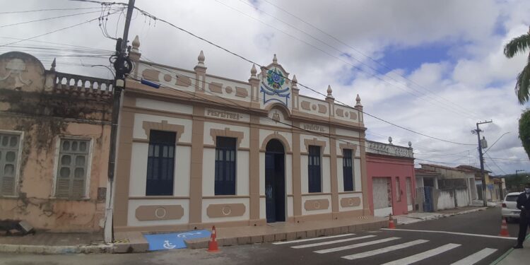 Prefeitura de Rosário do Catete antecipa pagamento de 40% do salário de junho