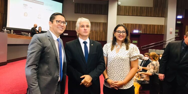 Ricardo Marques comemora a realização do fórum sobre transporte público e licitação