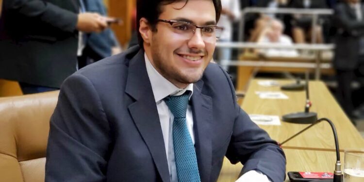 TRE de Sergipe oficializa cassação do deputado estadual Talysson Barbosa