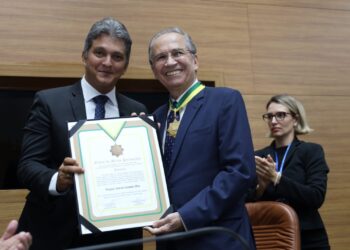 Sessão Especial: Alese outorga Medalha de Honra à Igreja Assembleia de Deus