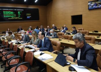 Projeto que cria 50 cargos de Agentes de Polícia Penal é aprovado na Alese