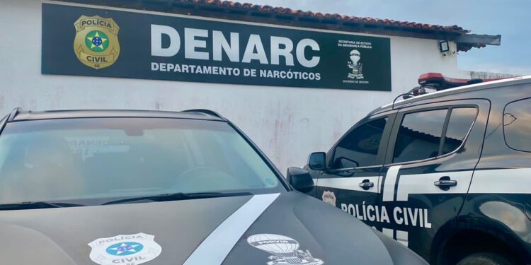Denarc cumpre mandado de prisão por tráfico de drogas em Aracaju