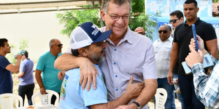Laércio Oliveira acompanha cavalgadas em São Francisco e Siriri