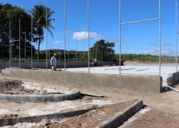 O trabalho não para: Construção de praça no povoado Zanguê segue a todo vapor  