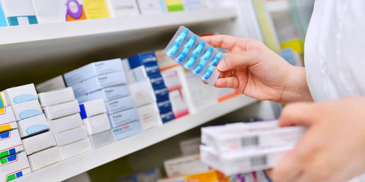 Falta de antibióticos na maioria das cidades desafia gestão e tratamento de pacientes