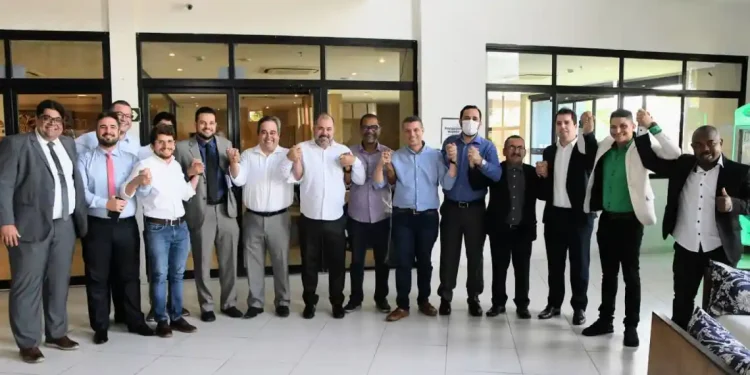 Fábio Mitidieri recebe apoio de 19 vereadores de Aracaju