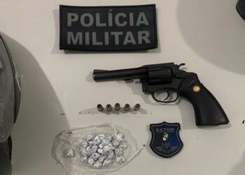 PM prende dupla por porte de arma de fogo na Zona Norte de Aracaju