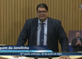 Joaquim da Janelinha alerta sobre nova ‘pandemia’ entre os jovens: uso de cigarros eletrônicos