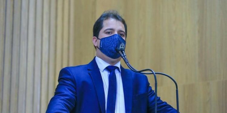 Vereador Sávio cobra medidas para redução de assaltos a ônibus intermunicipais
