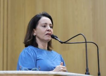 Emília destaca PL que prevê combate à violência contra a pessoa idosa