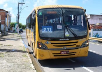 Nova linha de ônibus começa a circular em Aracaju