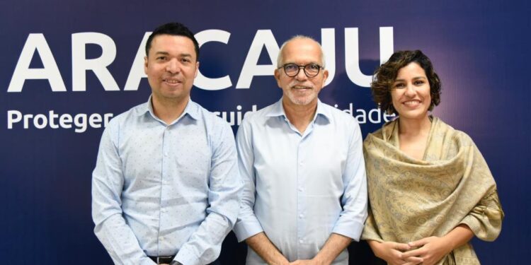 Prefeito Edvaldo recebe missão do Banco Interamericano do Desenvolvimento