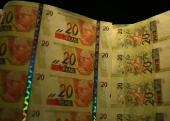 Arrecadação de impostos atinge R$ 165 bilhões em maio, melhor resultado para o mês desde 1995