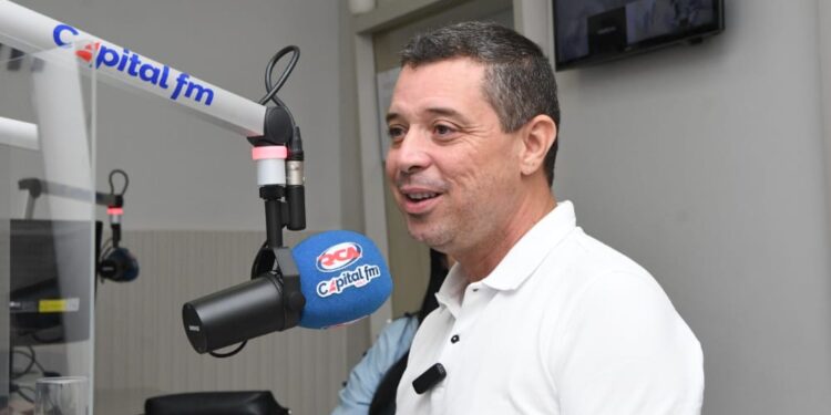 Fábio propõe descentralização de serviços especializados em saúde