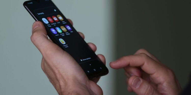 Em 2021, 82% dos domicílios brasileiros tinham acesso à internet