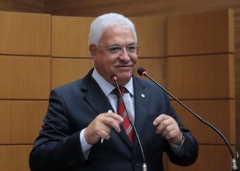 Zezinho Guimarães apresenta PEC sobre distribuição de cotas do ICMS
