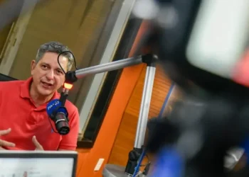 Rogério Carvalho: “Vivemos uma guerra de narrativas e sempre vão distorcer de acordo com os interesses”