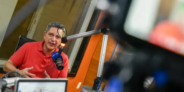 Rogério Carvalho: “Vivemos uma guerra de narrativas e sempre vão distorcer de acordo com os interesses”