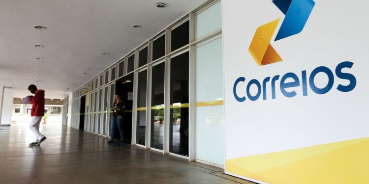 CPF do remetente deverá constar nas encomendas enviadas pelos Correios