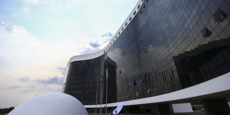 TSE apresenta sistema de registro de candidaturas aos partidos