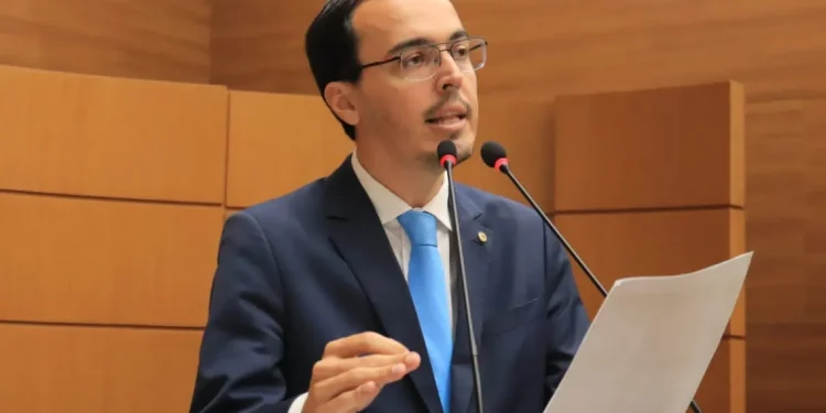 “A alíquota do ICMS continua em 29%”, denuncia Georgeo Passos