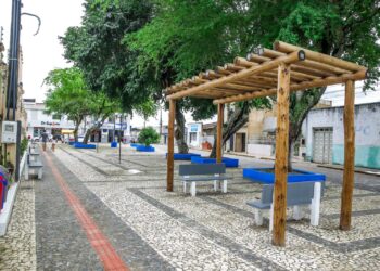 Prefeitura de Lagarto entrega as Praças Monsenhor Daltro e do Cemitério totalmente revitalizadas