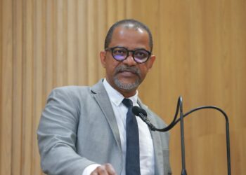“Precisamos cuidar dessas famílias”, diz Bittencourt sobre Ação do MPF que pede desocupação de moradores da Ponta da Asa
