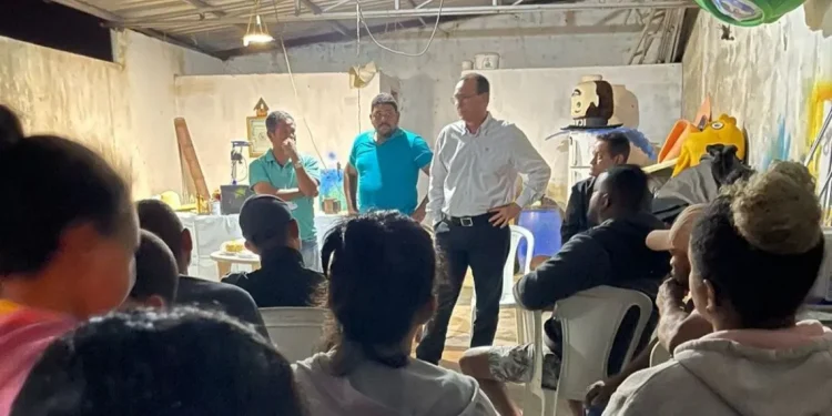 Zezinho pede mais segurança para os moradores do Santa Cecília, em Socorro