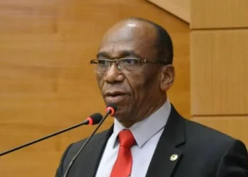 Pastor Antônio diz que linguagem neutra é um desrespeito à língua portuguesa