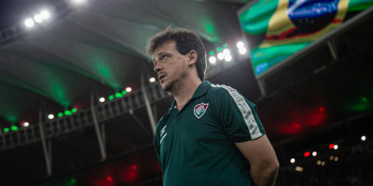 Neymar exalta Fernando Diniz após vitória do Fluminense e critica cenário do futebol nacional